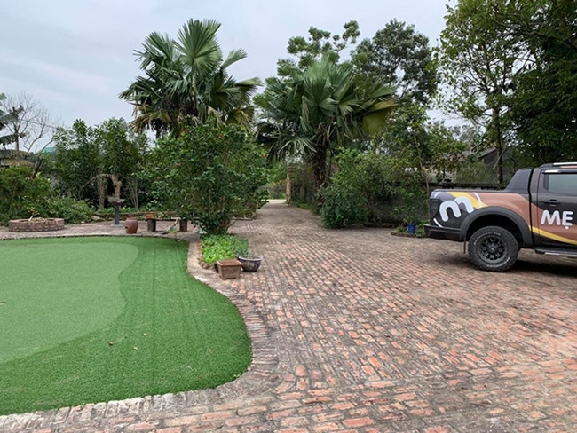 Choáng với cuộc sống giàu sang và thú chơi mô tô bạc tỷ của Hồng Đăng “Người phán xử” ảnh 20 Empty