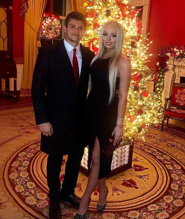 Những điều ít biết về ái nữ 25 tuổi nhà Tổng thống Donald Trump ảnh 8 Những điều ít biết về ái nữ 25 tuổi nhà Tổng thống Donald Trump-8
