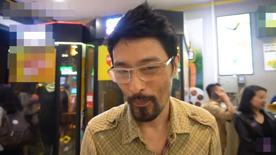 Nhan sắc xuống dốc không phanh, có ai nhận ra đây là Johnny Trí Nguyễn bảnh bao một thời? ảnh 4 Muốn xỉu trước dung mạo xuống dốc không phanh: Johnny Trí Nguyễn bị fan đổi tên thành Thế Chột-5