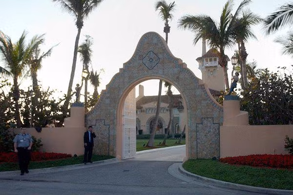 ben trong cau lac bo chi danh cho gioi sieu giau cua tong thong my donald trump - 10