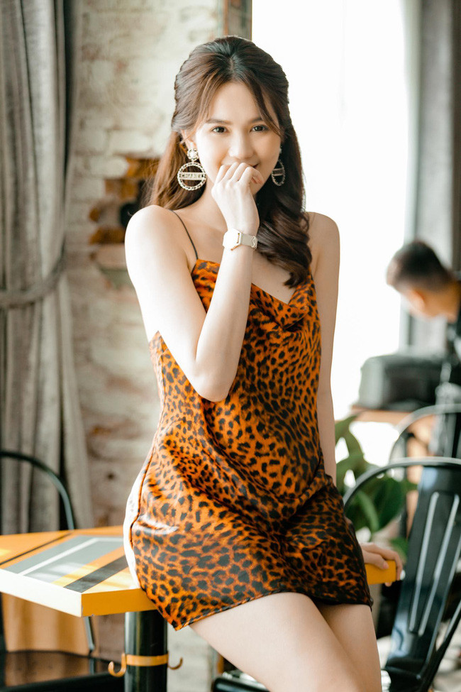 500 đáp án của Ngọc Trinh cho câu hỏi tiền nhiều để làm gì? được dân mạng rần rần chia sẻ - Ảnh 1. 500 đáp án của Ngọc Trinh cho câu hỏi tiền nhiều để làm gì? được dân mạng rần rần chia sẻ - Ảnh 1.