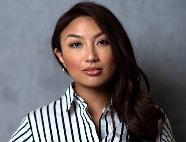 Nữ MC nóng bỏng gốc Việt dẫn hậu trường thảm đỏ của Oscar 2019 là ai? ảnh 11 MC gốc Việt nổi tiếng nhất ở Mỹ tiết lộ quá khứ bị lạm dụng gây sốc.