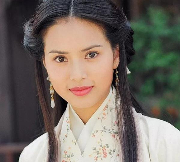 Không hổ danh “Tiểu Long Nữ đẹp nhất màn ảnh”, Lý Nhược Đồng khoe vẻ đẹp “bất lão" ảnh 7 khong ho danh la "tieu long nu dep nhat man anh", ly nhuoc dong khoe ve dep "bat lao" - 7