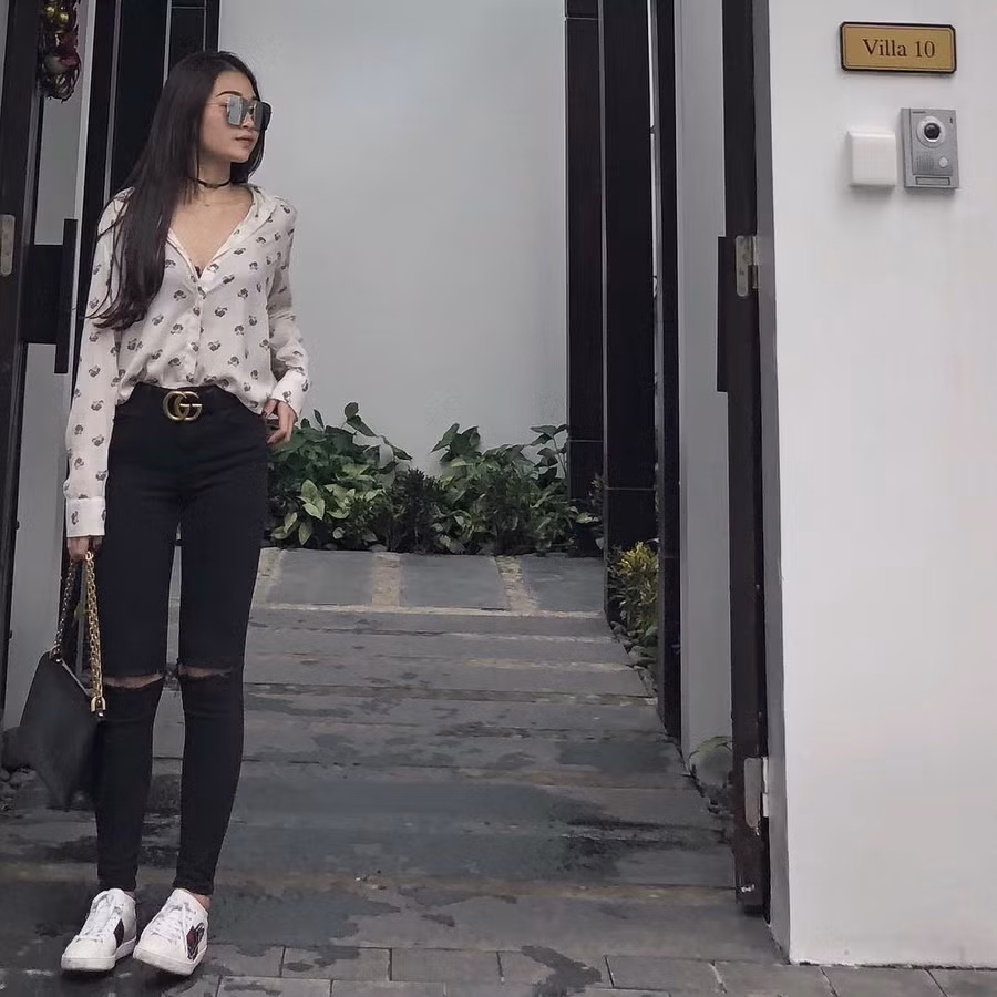 35001320_186995055320083_8479630202522042368_n