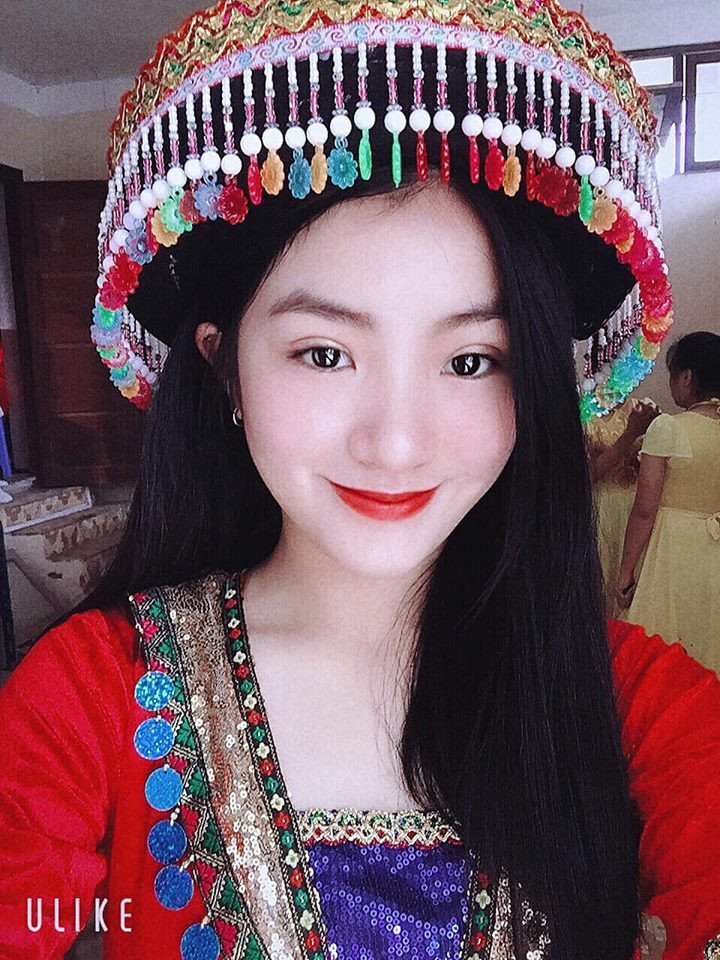 Nữ sinh tặng hoa Chủ tịch Kim Jong-un tiết lộ khoảnh khắc đáng nhớ - ảnh 5