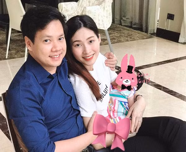 hoi tre dep "van nguoi me", hoa hau 9x thua nhan lam me bim sua luon "dau bu toc roi" - 11