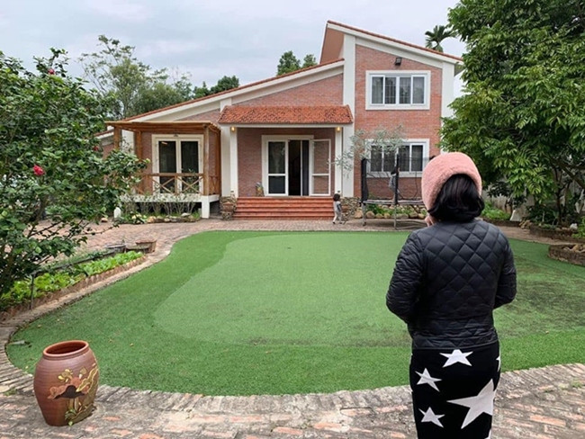 Choáng với cuộc sống giàu sang và thú chơi mô tô bạc tỷ của Hồng Đăng “Người phán xử” ảnh 16 Empty