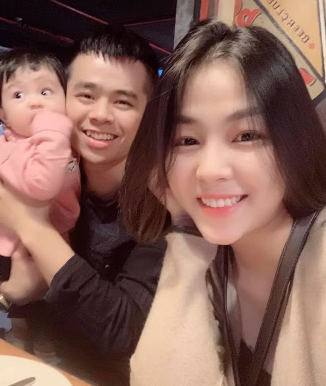 Khoe ảnh mẹ năm 19 tuổi xinh như hoa hậu, cô nàng vô tình gây thương nhớ vì nhan sắc cực phẩm - Ảnh 13. Khoe ảnh mẹ năm 19 tuổi xinh như hoa hậu, cô nàng vô tình gây thương nhớ vì nhan sắc cực phẩm - Ảnh 13.