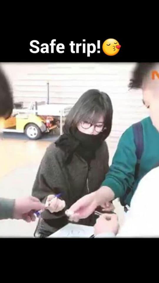 lan dau tien song hye kyo "xuat dau lo dien" sau thong tin khong hay ve hon nhan - 1