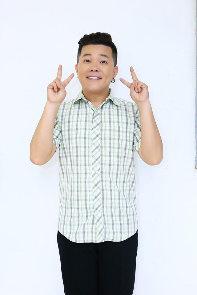 Diễn viên hài Hoàng Mèo vô tình tiết lộ thu nhập “khủng” 8 tỷ đồng trong năm qua ảnh 3 choang: dien vien hai hoang meo vo tinh tiet lo thu nhap "khung" 8 ty dong trong nam qua - 3
