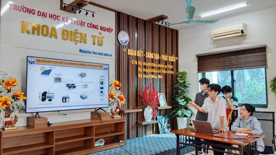 Đào tạo ngành công nghệ bán dẫn đón đầu xu hướng trong giai đoạn mới.