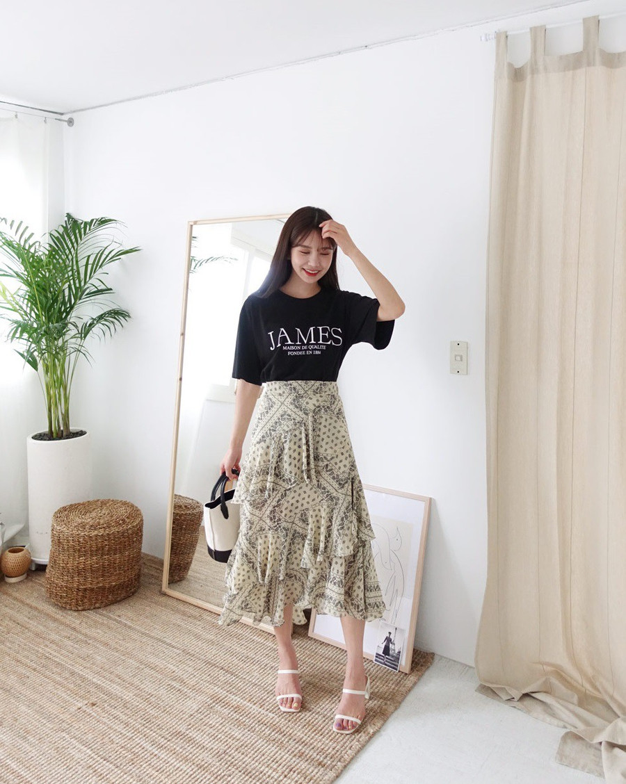 5 gợi ý chọn chân váy xinh đẹp, mát lành nên sắm ngay trong hè này ảnh 15