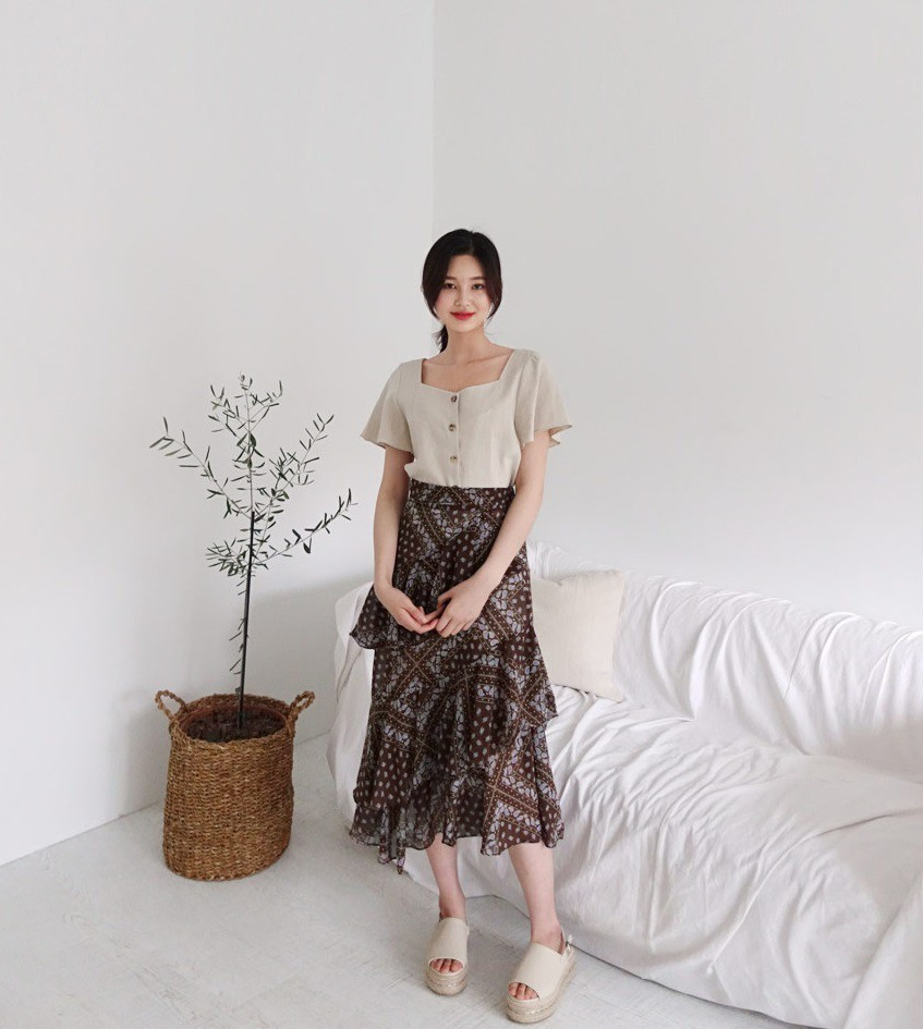 5 gợi ý chọn chân váy xinh đẹp, mát lành nên sắm ngay trong hè này ảnh 14