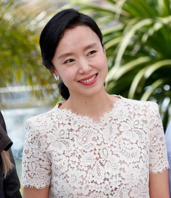 Ước mơ vươn tới một ngôi sao: Người đổi đời phú quý, kẻ túng quẫn vì bi kịch liên hoàn - Ảnh 19. Ước mơ vươn tới một ngôi sao: Người đổi đời phú quý, kẻ túng quẫn vì bi kịch liên hoàn - Ảnh 19.