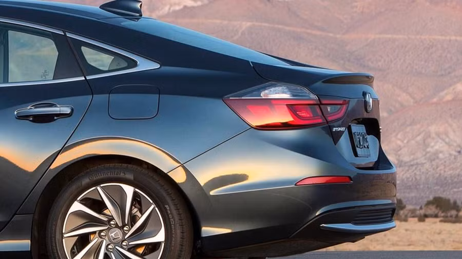 Muốn tiết kiệm nhiên liệu xe, hãy vận dụng những cách này ảnh 1