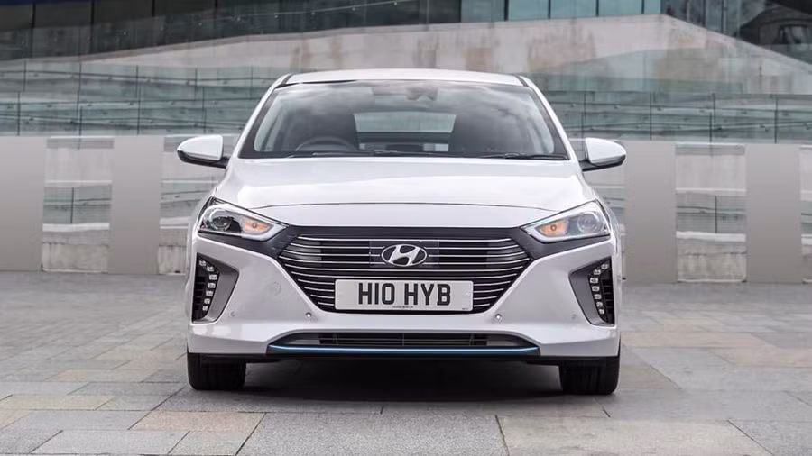 Muốn tiết kiệm nhiên liệu xe, hãy vận dụng những cách này Muốn tiết kiệm nhiên liệu xe, hãy vận dụng những cách này ảnh 2