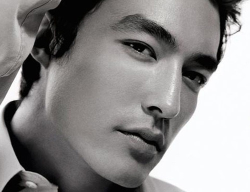 9 đặc điểm trên khuôn mặt cho thấy bạn rất may mắn đường tài lộc ảnh 1