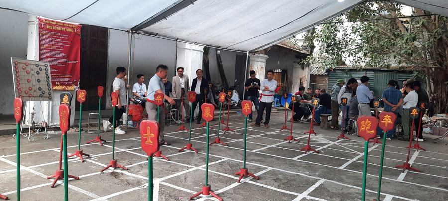 Cờ tướng là một trong các bộ môn tại lễ hội truyền thống làng Ngãi Cầu.