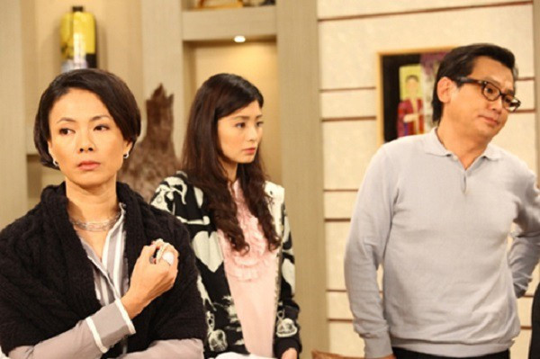 Me chong tinh toan khien con trai mat oan manh dat tien ty