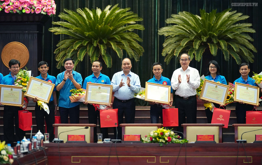 Thủ tướng: Công nhân kỹ thuật cao là tài sản, vốn quý quốc gia ảnh 5 Thủ tướng: Công nhân kỹ thuật cao là tài sản, vốn quý quốc gia ảnh 5