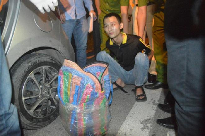 goi 'qua que' chet nguoi tren chiec xe hop chuyen ve ha noi - 2