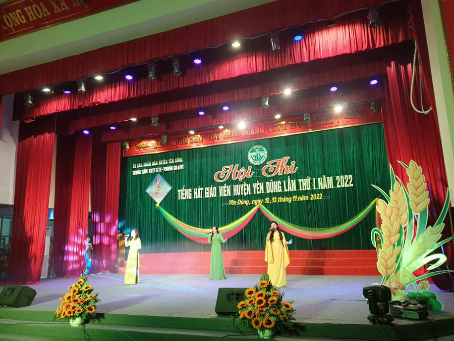 Tiết mục tam ca. Tiết mục tam ca.