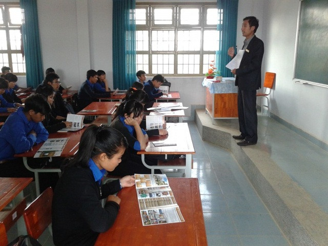 Học sinh một trường THPT tại TP Đà Lạt, tỉnh Lâm Đồng Học sinh một trường THPT tại TP Đà Lạt, tỉnh Lâm Đồng