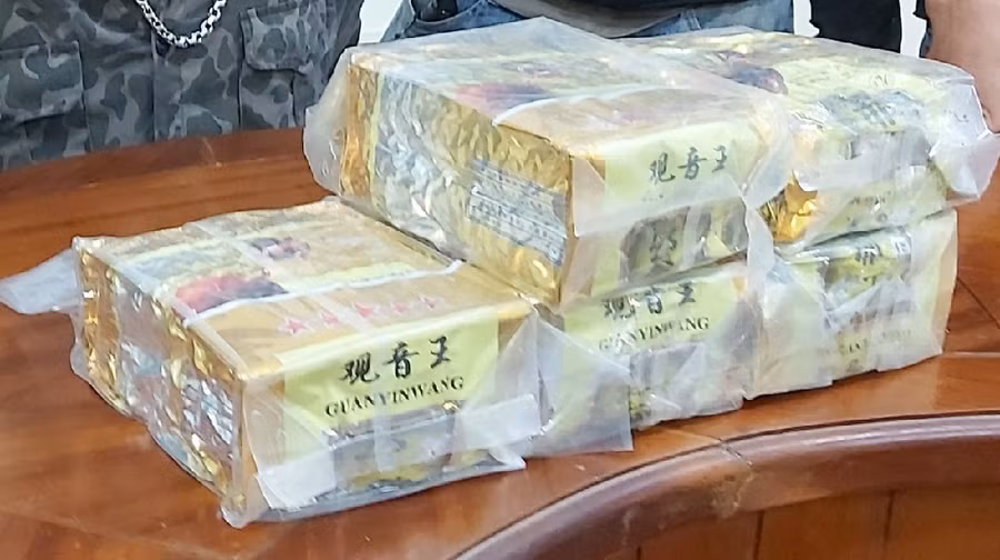 Số tang vật vụ án. (Ảnh: CANA)