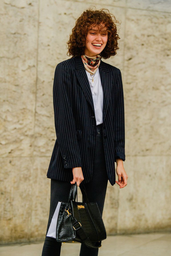 Ngắm street style tại Tuần lễ thời trang Paris, nàng công sở cũng rút ra được vô số tips mix đồ cho mùa mới - Ảnh 16.