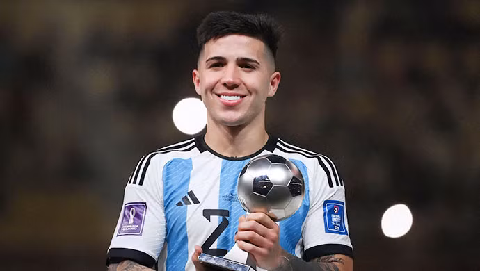 Enzo Fernandez là cầu thủ trẻ xuất sắc nhất World Cup 2022.