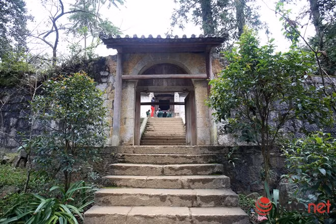 Kinh ngạc trước kiến trúc dinh thự của Vua Mèo