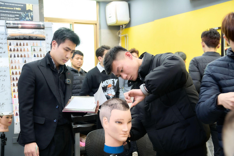 30Shine tài trợ học bổng 50% dạy nghề tóc, ký kết việc làm 2 năm ảnh 5