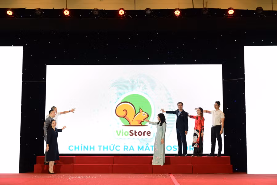 Lễ ra mắt sàn thương mại điện tử VioStore - hệ thống tiện ích dành riêng cho giáo dục.