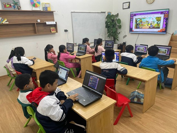 Nội dung học trên FLYER SCHOOL được chứng nhận đạt chuẩn chất lượng giáo dục quốc tế (Ảnh: FLYER SCHOOL) Nội dung học trên FLYER SCHOOL được chứng nhận đạt chuẩn chất lượng giáo dục quốc tế (Ảnh: FLYER SCHOOL)
