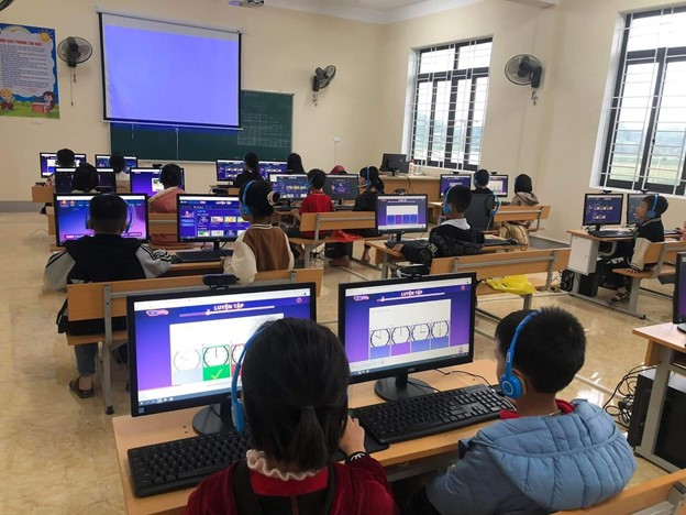 FLYER SCHOOL giúp trung tâm, trường học quản lý tiến độ học của học sinh, chất lượng giảng dạy của từng lớp, chi nhánh hiệu quả (Ảnh: FLYER SCHOOL) FLYER SCHOOL giúp trung tâm, trường học quản lý tiến độ học của học sinh, chất lượng giảng dạy của từng lớp, chi nhánh hiệu quả (Ảnh: FLYER SCHOOL)