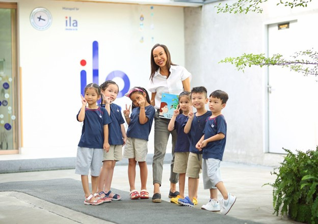 Bà Trần Xuân Dzu, người đã truyền cảm hứng đến rất nhiều nhân sự nữ về giáo dục thay đổi cuộc đời.