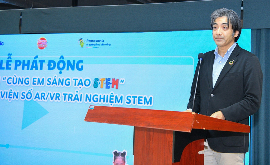 Ông Oka Hiroyuki phát biểu tại sự kiện.