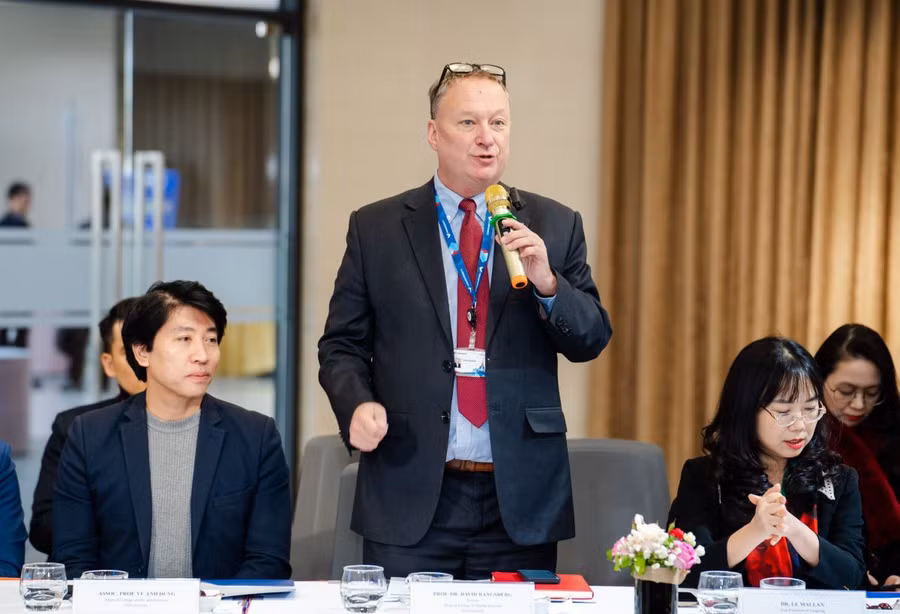 GS David Bangsberg – Hiệu trưởng VinUni phát biểu tại sự kiện.