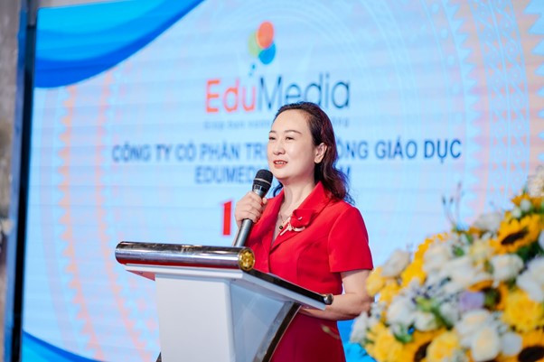 Chia sẻ của TS. Phạm Thị Lệ Hằng - Trưởng phòng GD&ĐT Quận Hà Đông Chia sẻ của TS. Phạm Thị Lệ Hằng - Trưởng phòng GD&ĐT Quận Hà Đông