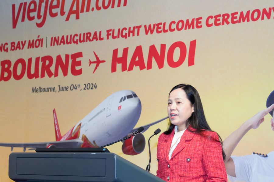 Phó Tổng giám đốc Vietjet - Bà Nguyễn Thị Thuý Bình công bố khai trương đường bay thứ 6 kết nối nối Australia - Việt Nam của Vietjet Phó Tổng giám đốc Vietjet - Bà Nguyễn Thị Thuý Bình công bố khai trương đường bay thứ 6 kết nối nối Australia - Việt Nam của Vietjet