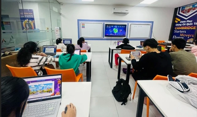  Flyer School: Giải pháp công nghệ AI giúp quản lý học sinh hiệu quả