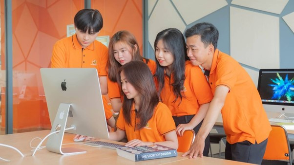 Trường Đại học FPT luôn nỗ lực kiến tạo môi trường giáo dục chất lượng cao, gắn kết chặt chẽ với các mục tiêu phát triển bền vững toàn cầu Trường Đại học FPT luôn nỗ lực kiến tạo môi trường giáo dục chất lượng cao, gắn kết chặt chẽ với các mục tiêu phát triển bền vững toàn cầu