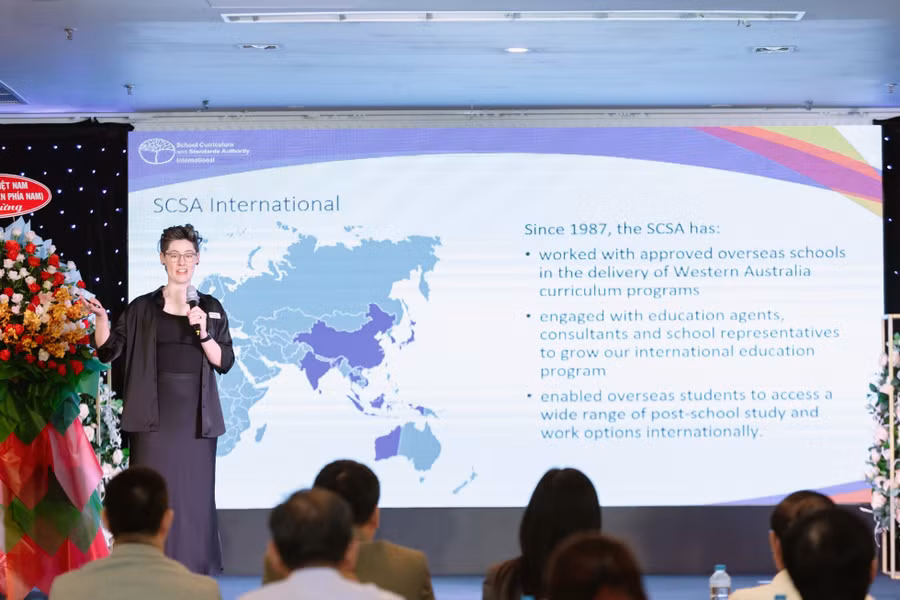 Bà Angelique Smith – Giám đốc Đối ngoại và Chiến lược Giáo dục Quốc tế Tây Úc