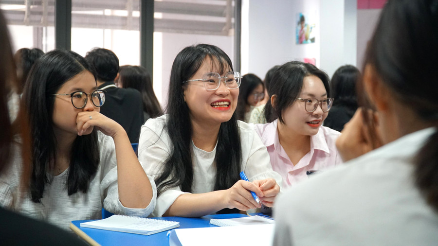 Quỹ Vì Tầm Vóc Việt tập huấn sinh viên phát triển kỹ năng Quỹ Vì Tầm Vóc Việt tập huấn sinh viên phát triển kỹ năng