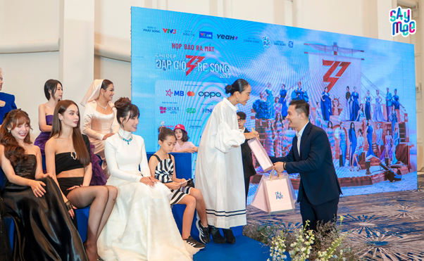 Saymee và 30 Chị Đẹp xuất hiện tại họp báo ra mắt “Chị Đẹp Đạp Gió Rẽ Sóng 2023” Saymee và 30 Chị Đẹp xuất hiện tại họp báo ra mắt “Chị Đẹp Đạp Gió Rẽ Sóng 2023”