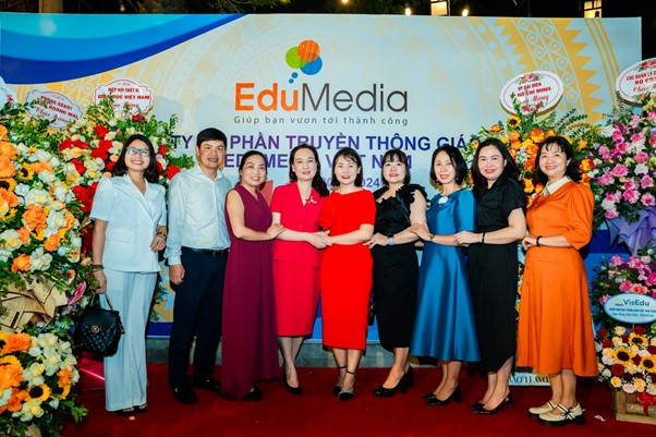 Edumedia đã có hành trình 10 năm phát triển ngoạn mục Edumedia đã có hành trình 10 năm phát triển ngoạn mục