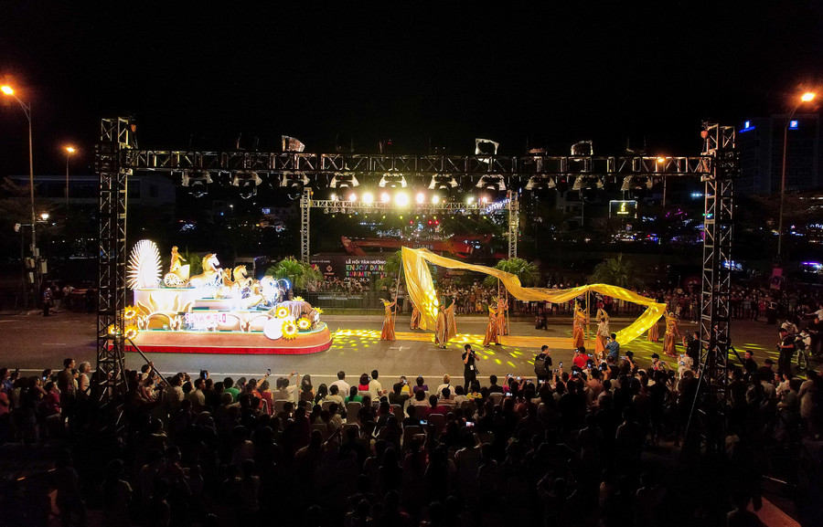 Lễ hội Carnival đường phố Sun Fest 2022 tại Đà Nẵng