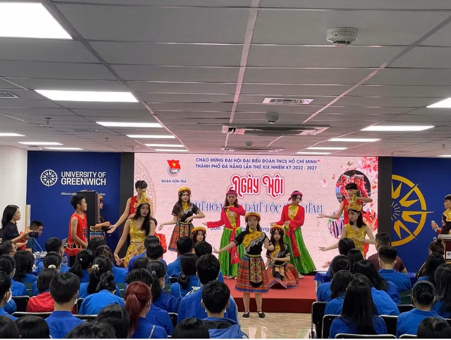 Học viên tham gia ngày hội Văn hóa các dân tộc Việt Nam và đạt Giải Nhất.