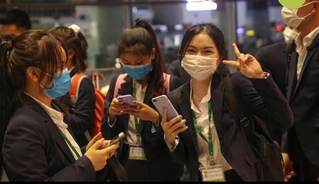 Lao động xuất khẩu nếu gặp rủi ro sẽ được hỗ trợ kịp thời (Ảnh Internet) Lao động xuất khẩu nếu gặp rủi ro sẽ được hỗ trợ kịp thời (Ảnh Internet)