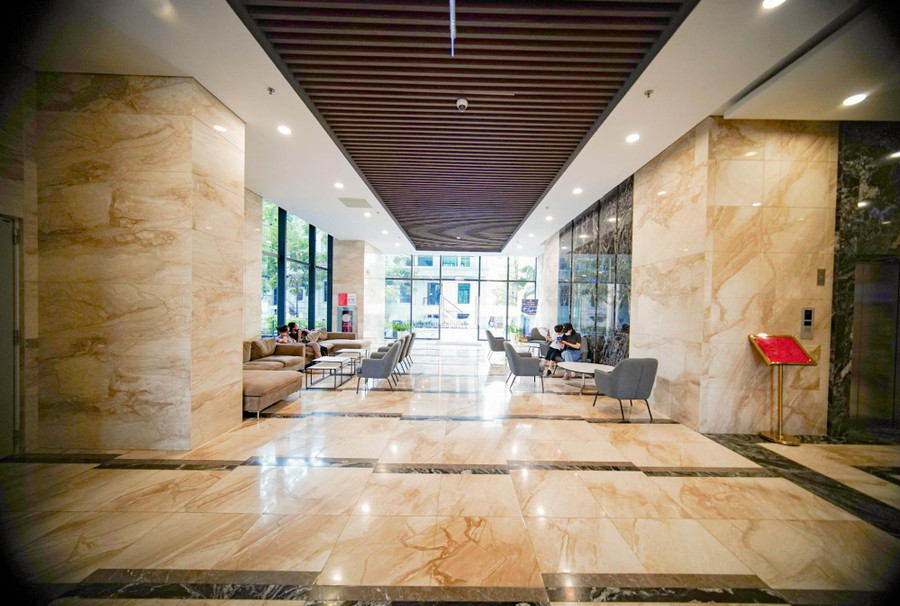 Khu vực sảnh rộng thoáng tại Sunshine City